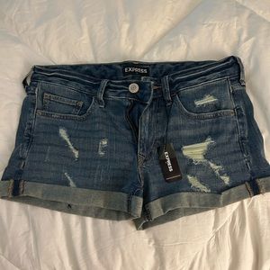 MWT Express Jean shorts size 4